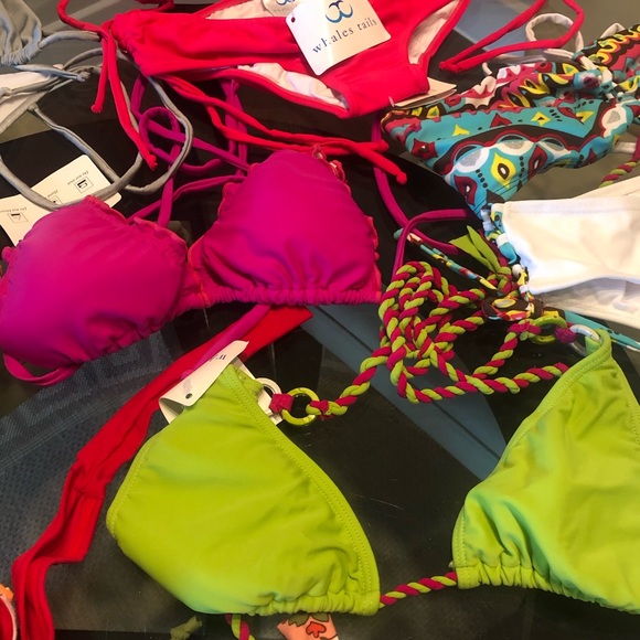 Bathing suits - Picture 11 of 12